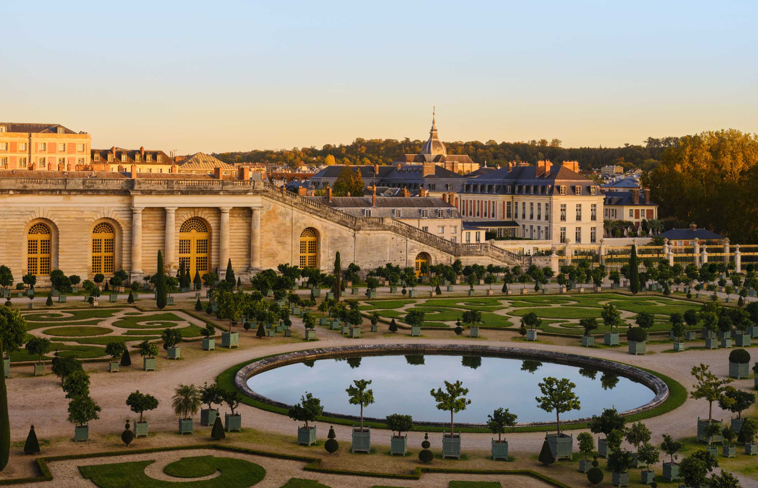 Le Grand Contrôle, en bordure du domaine de Versailles.
